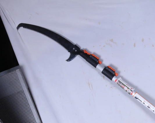 149 W6F - Telescopic Branch Pruner